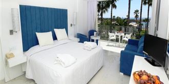 Hotel The Dome Beach  